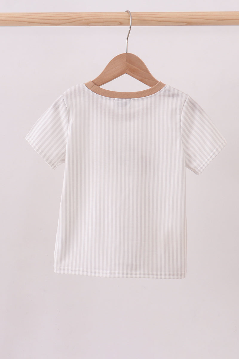 Brown alpaca embroidery top